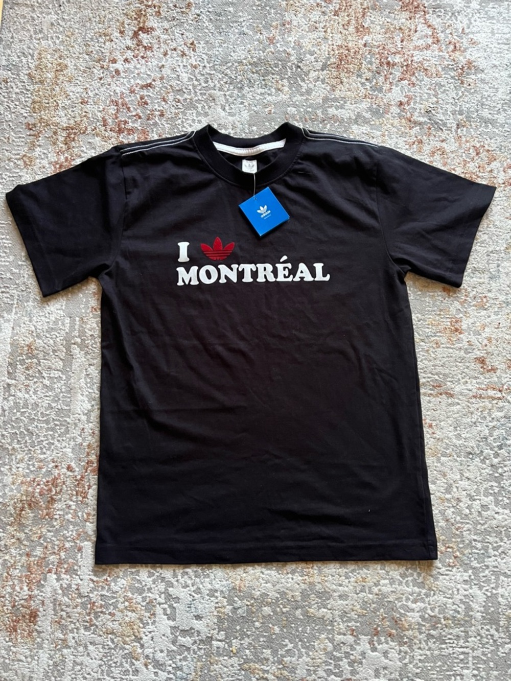 Rare NWT Adidas Vintage 90s 2000s I Love Montréal Black Graphic Tee